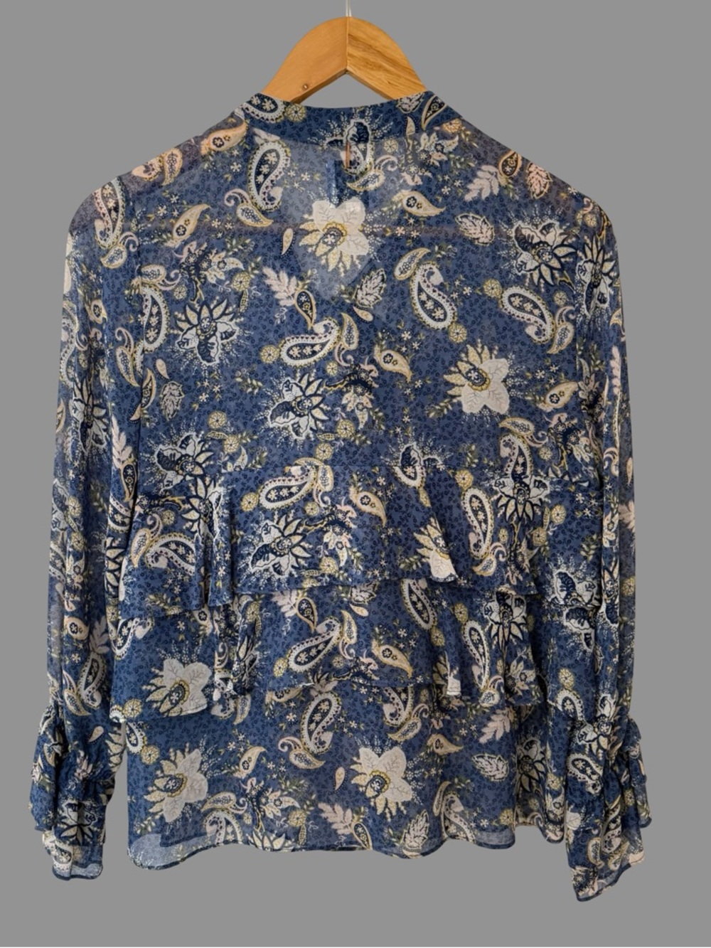 MISA Blue/Ivory Paisley Long Sleeve Ruffle Neck Tie Blouse S - Picture 3 of 8